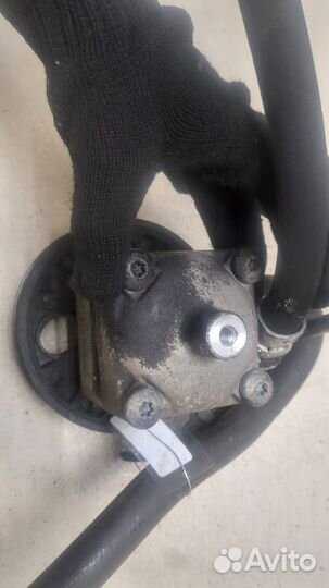 Гур Volvo XC90, 2003