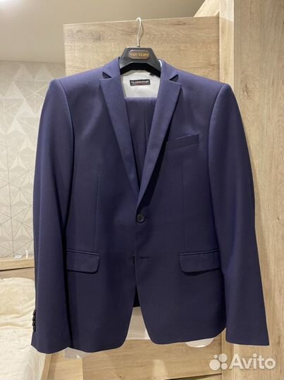 Свадебный костюм