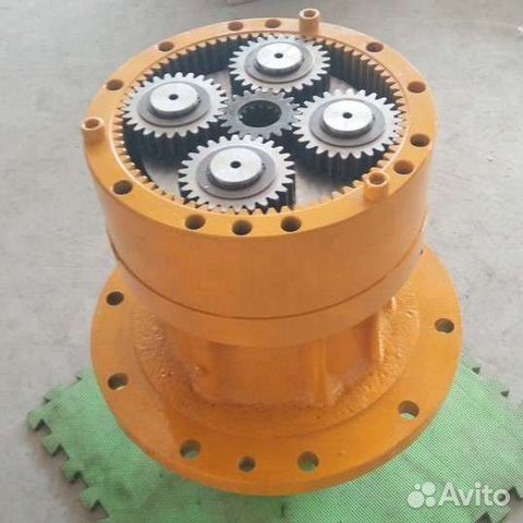 Редуктор поворота Hyundai R250-7