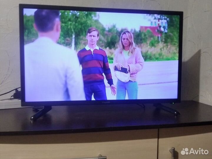 Телевизор yuno ULM-32TC114