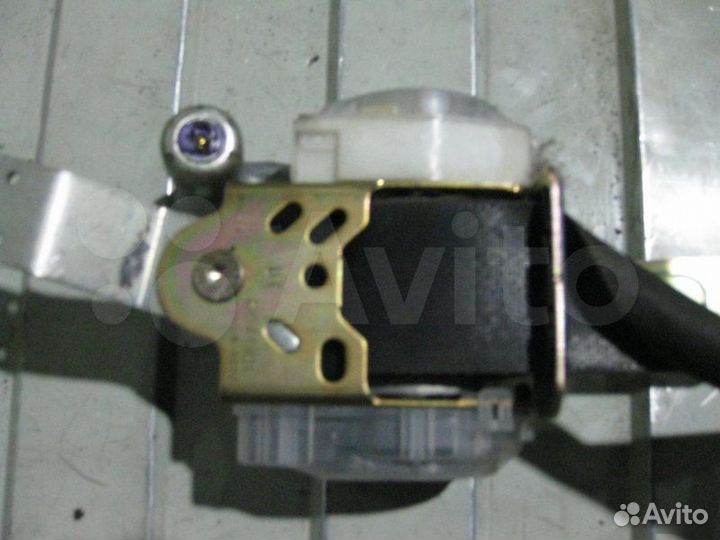 Ремень безопасности Subaru Legacy Outback B13