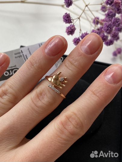 Кольцо серебро с фианитами Ручка младенца