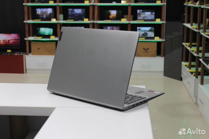 Производительный ноутбук Lenovo Ideapad 3 15.6