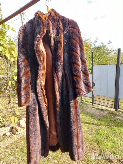 Шуба из искуственной норки