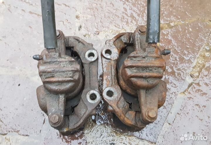 Суппорт Пежо 307 передний пр/лев Peugeot 307 1.6