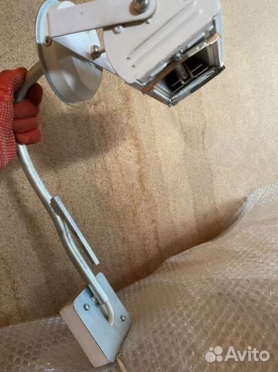 Лампа металлическая, галогеновая