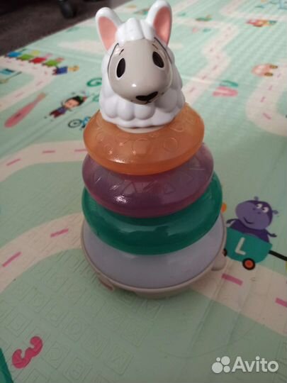 Пирамидка fisher price лама