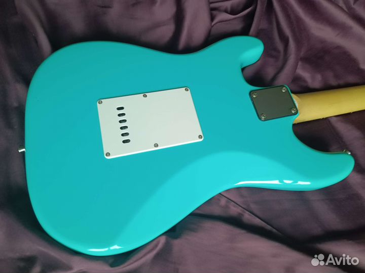 Электрогитара Fhotogenic Stratocaster.Новая.обмен