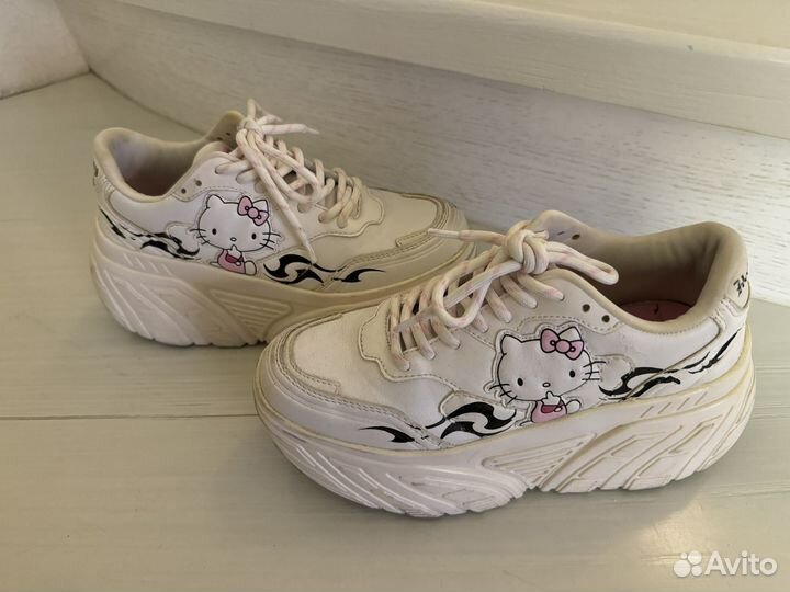 Кроссовки hello kitty 35