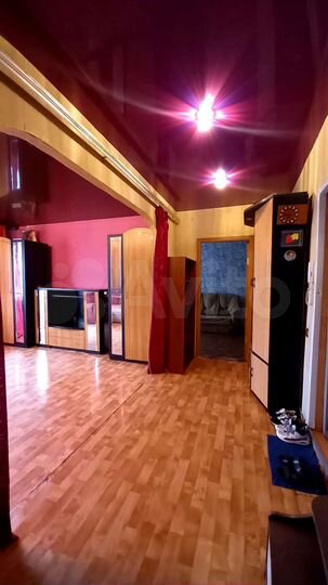 2-к. квартира, 54 м², 9/9 эт.