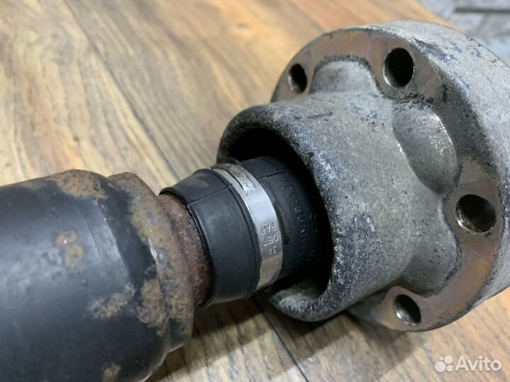 Porsche Cayenne 957 Вал карданный передний