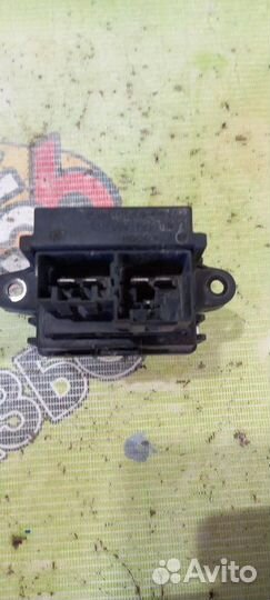 Резистор отопителя Chevrolet Cruze