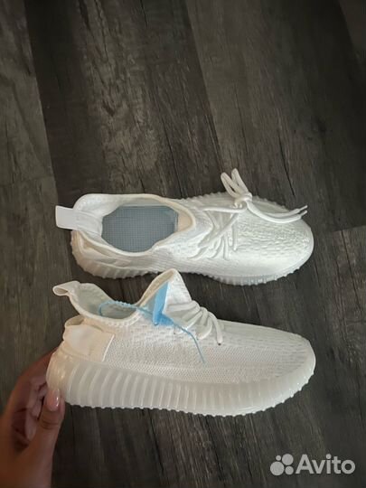 Кроссовки Adidas yeezy boost 350