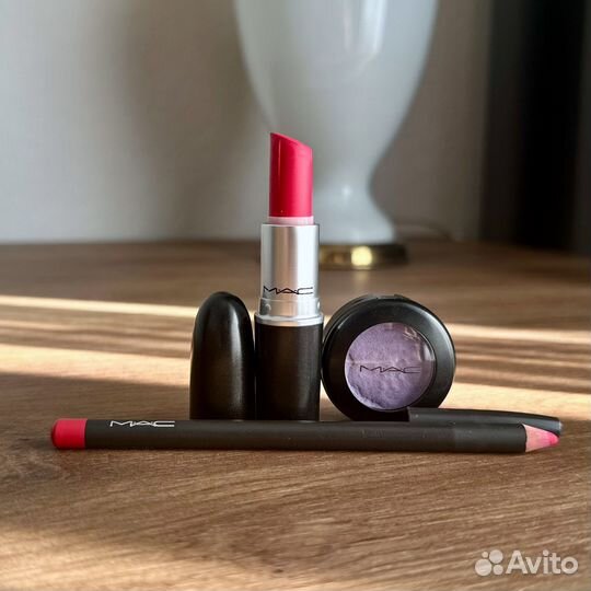 Набор косметики пакетом Mac