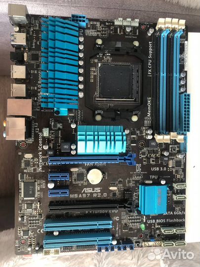 Материнская плата