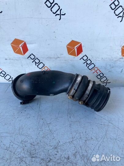 Патрубок Mercedes C-Class W203 M271 1.8I 2004