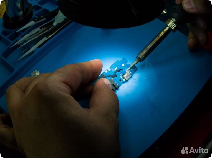 Ремонт телефонов, планшетов, ноутбуков
