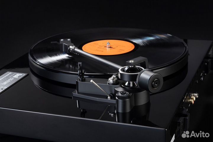 Dual CS 618Q Black Gloss