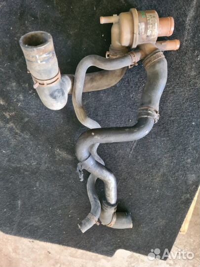 Корпус термостата Land Rover Discovery 3 2005