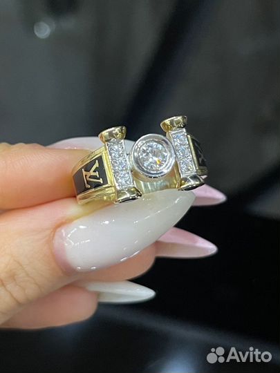 Золотой мужской перстень