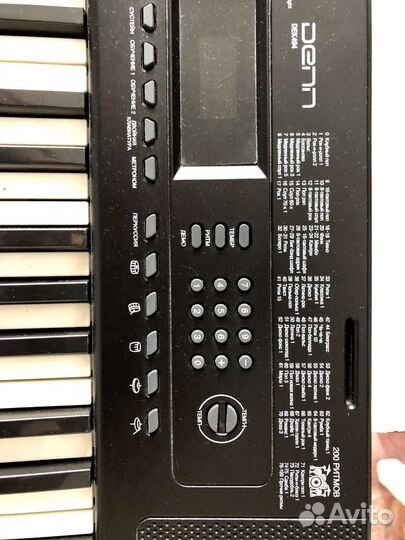 Синтезатор Denn DEK494