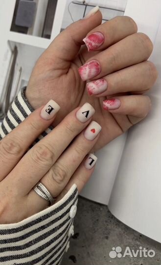 Маникюр с покрытием,наращивание,педикюр