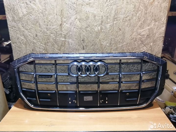 Решетка радиатора Audi Q8 Q 8