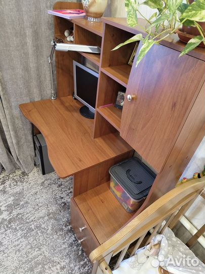 Стол письменный рабочий