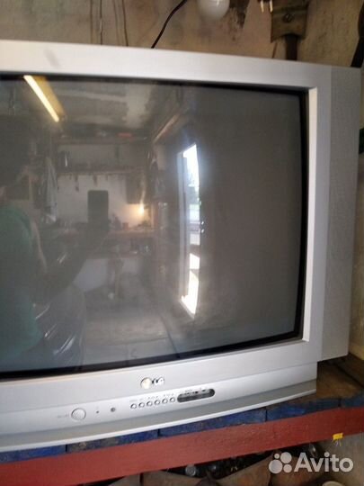 Телевизор