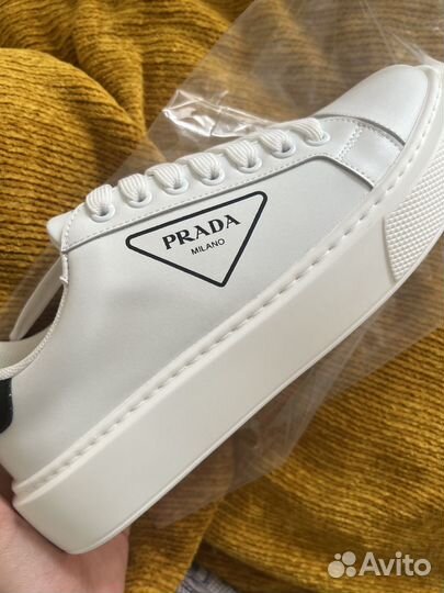 Кроссовки Prada