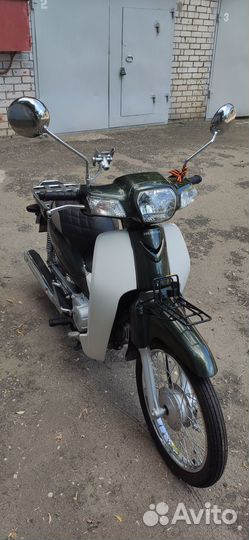 Скутер Honda Super Cub 50 PGM-FI AA04