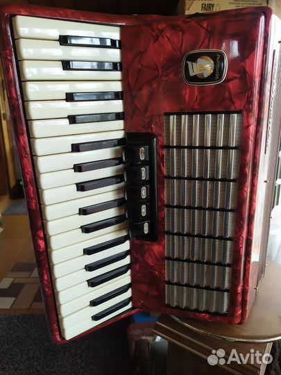 Аккордеон weltmeister 3 4