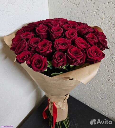 Букет 51 роза 70см в крафте (Арт.34878)