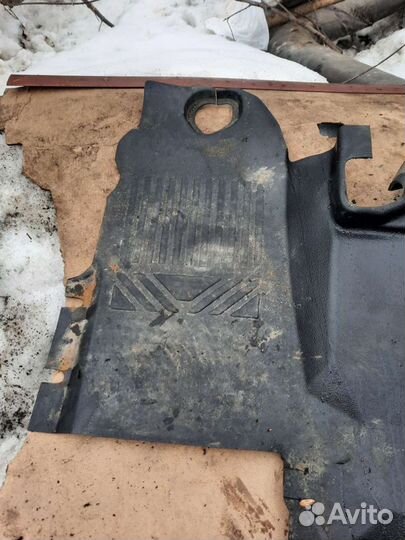 Напольное покрытие салона Ford Transit 06-14 год