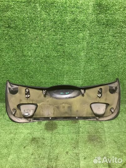 Обшивка крышки багажника Ford Focus 1 хэтчбек