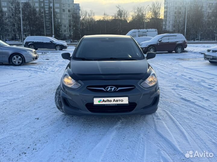 Hyundai Solaris 1.4 МТ, 2011, 200 000 км