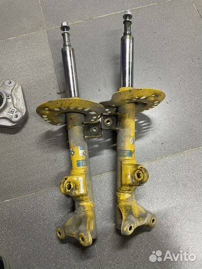 Стойки(амортизаторы) передние w212 рестайлинг