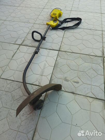 Триммер электрический для травы