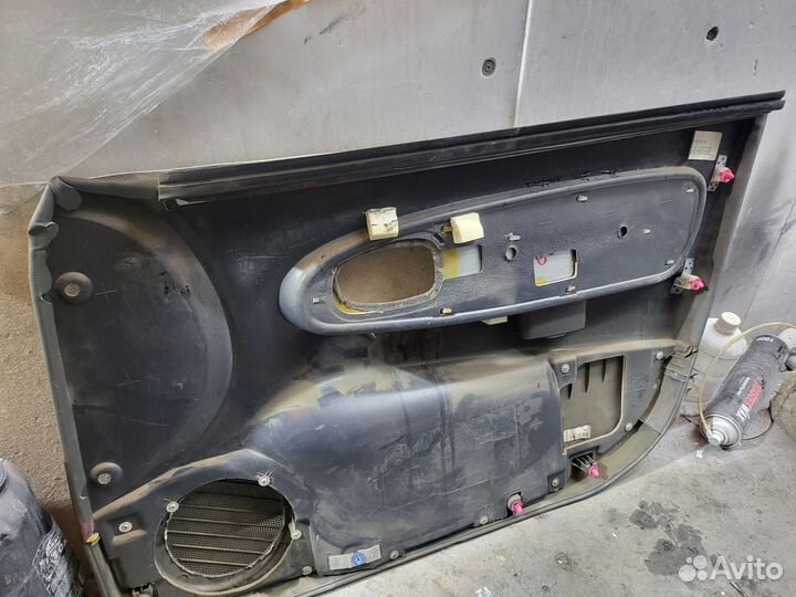 Обшивка двери передняя левая kia spectra