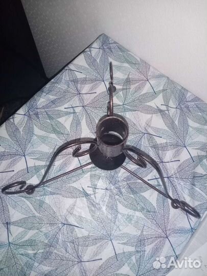 Подставка под елку