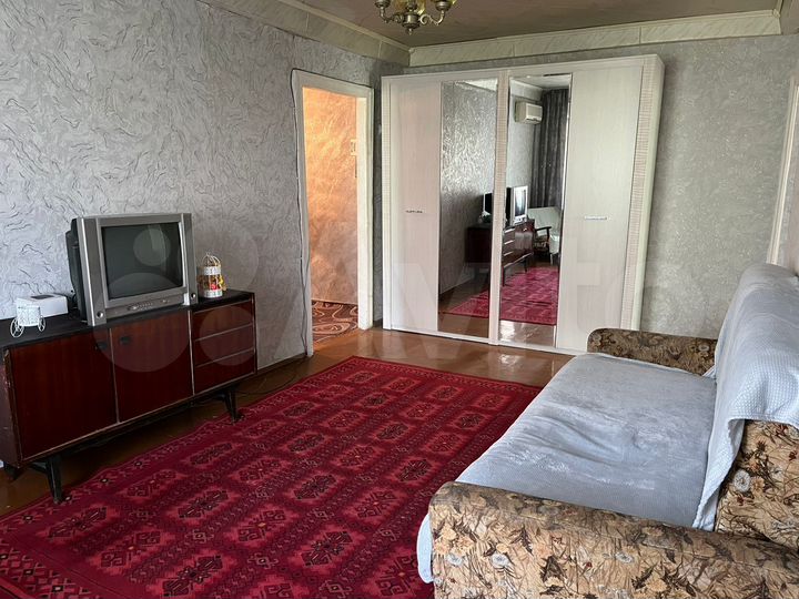 3-к. квартира, 50 м², 5/5 эт.