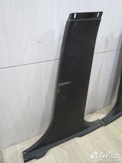 Обшивка средней стойки Ford Focus 3