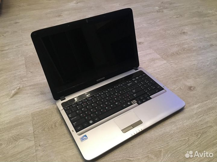 Ноутбук samsung np rv508