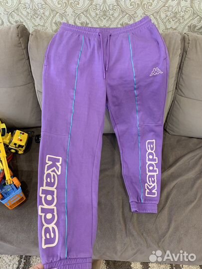 Спортивный костюм женский