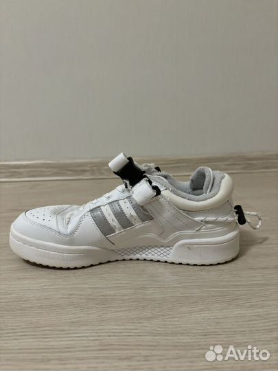 Кроссовки adidas forum low bad bunny