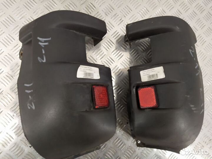 Клыки задние Iveco Daily 4