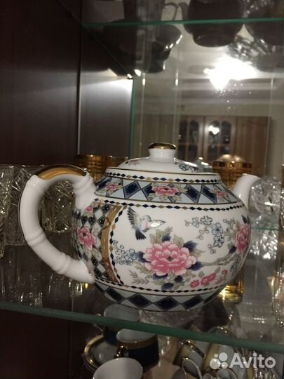 Чайники фарфоровые