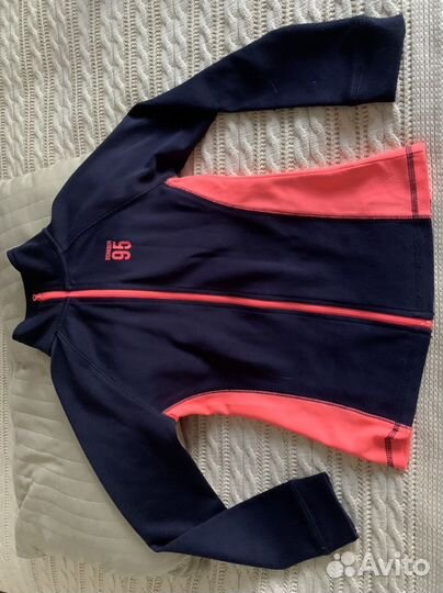 Костюм oshkosh для занятий спортом