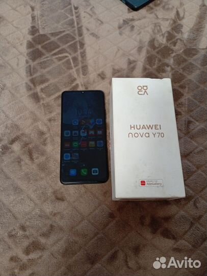 HUAWEI nova Y70, 4/64 ГБ