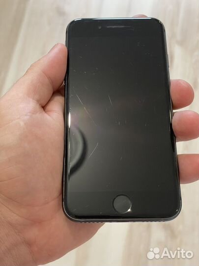 iPhone 8, 64 ГБ